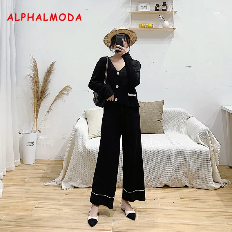 Женский вязаный костюм ALPHALMODA весенний жакет с v-образным вырезом и брюки широкими
