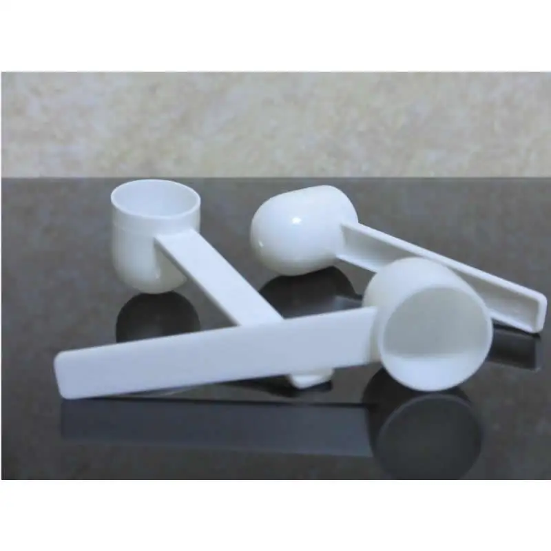 Free Shipping 50pcs 5g Scoops Professional White Plastic 5 Gram Spoons