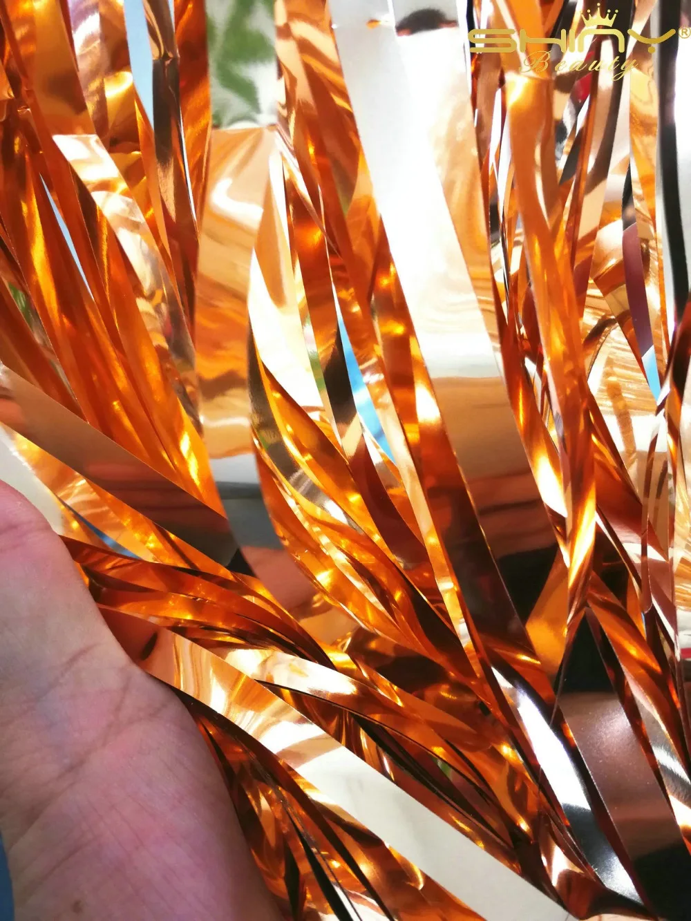 foil fringe curtain02