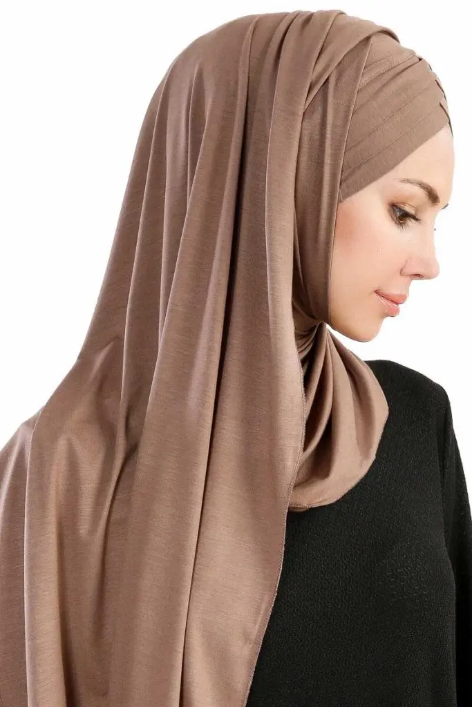 cansu-mork-taupe-3x-jersey-hijab-sjal-200909-4