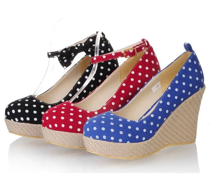 polka dot wedges