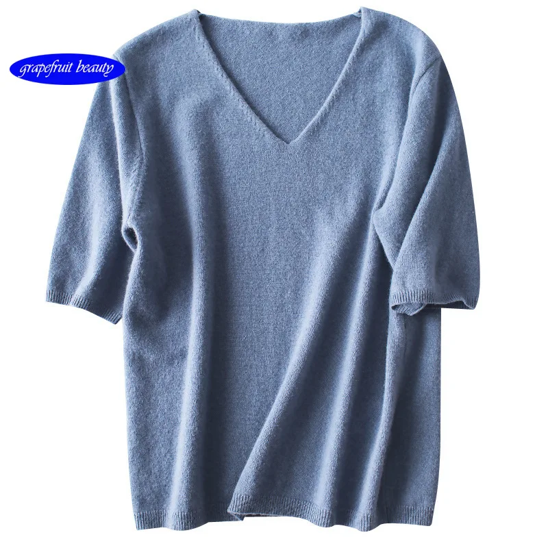 

2019 Autumn thin crochet Vneck sweater female short sleeve loose lazy Korean version knitted bottom shirt short shirt large code