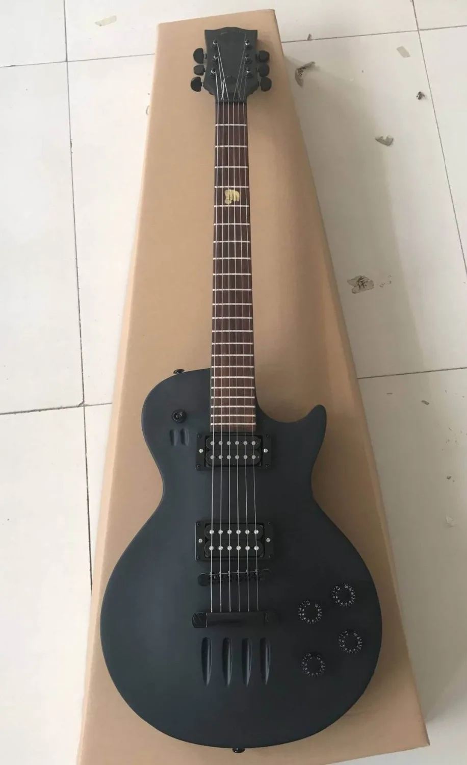 

Wholesale New Arrival Custom Shop Electric Guitar Black Hardware In Matte Black 170718