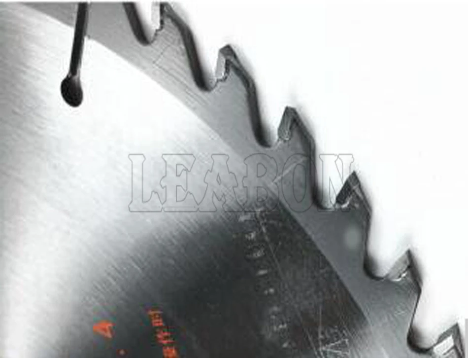 300mm diameter x 30mm center hole x 40 teeth TCT wood saw disc cutting blade for cutting log wood 300mm diameter x 30mm center hole x 40 teeth TCT wood saw disc cutting blade for cutting log wood