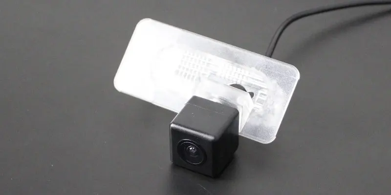 Liislee Reverse Rear View Camera For Toyota Corolla (E170) (Russian) 2014~2018  Parking Back Up Camera  License Plate Lamp 6