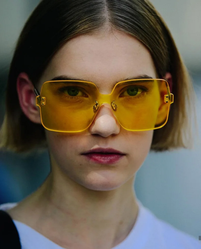

2019 Summer Women Fashion Candy Colors Square Rimless Rivet Sunglasses Personality Cosy Shades Sun Glasses UV400 Oculos De Grau