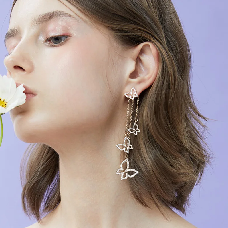 

WKOUD EAM Jewelry / 2019 New Fashion Temperament rhinestone inlaid asymmetrical butterfly earrings Women's Accessories S#R105708