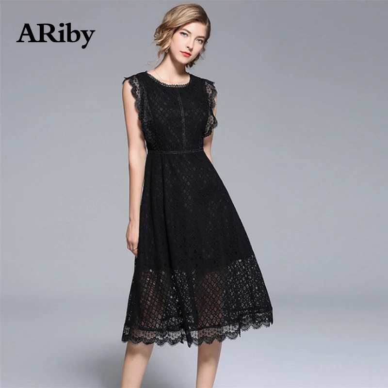 Women Dress Black O-Collar Dress 2019 Summer New Office Lady Sleeveless Solid Hollow Out Lace Knee-Length A-Line Dress Plus Size