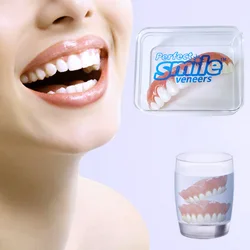 Os folheados perfeitos profissionais do sorriso dub em estoque para a correção de dentes maus dão-lhe o clareamento perfeito dos dentes dos folheados do sorriso