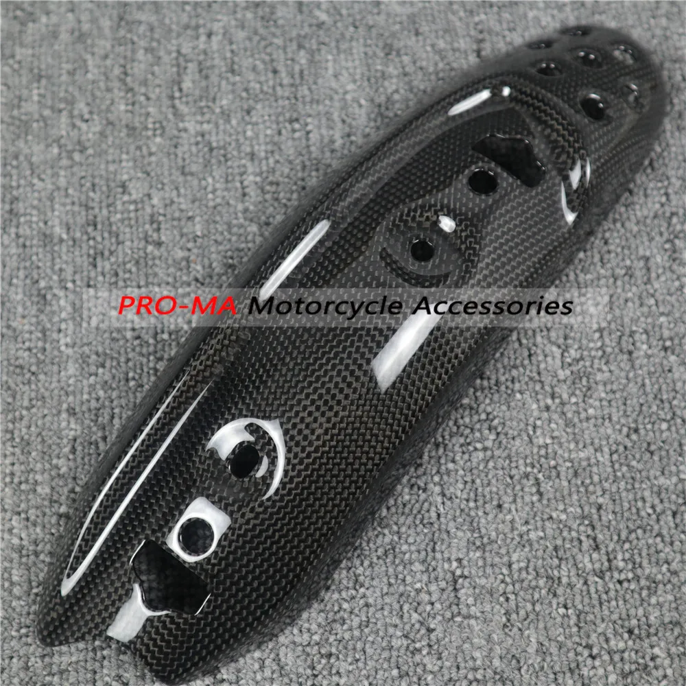 Motorcycle Exhaust Cover in Carbon Fiber For Ducati Scrambler 1100, Special, Sport Plain glossy weave