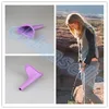 Kit de viaje para mujer, urinario de silicona suave para acampar al aire libre, urinario femenino de pie y orina, 1 Uds. ► Foto 1/5