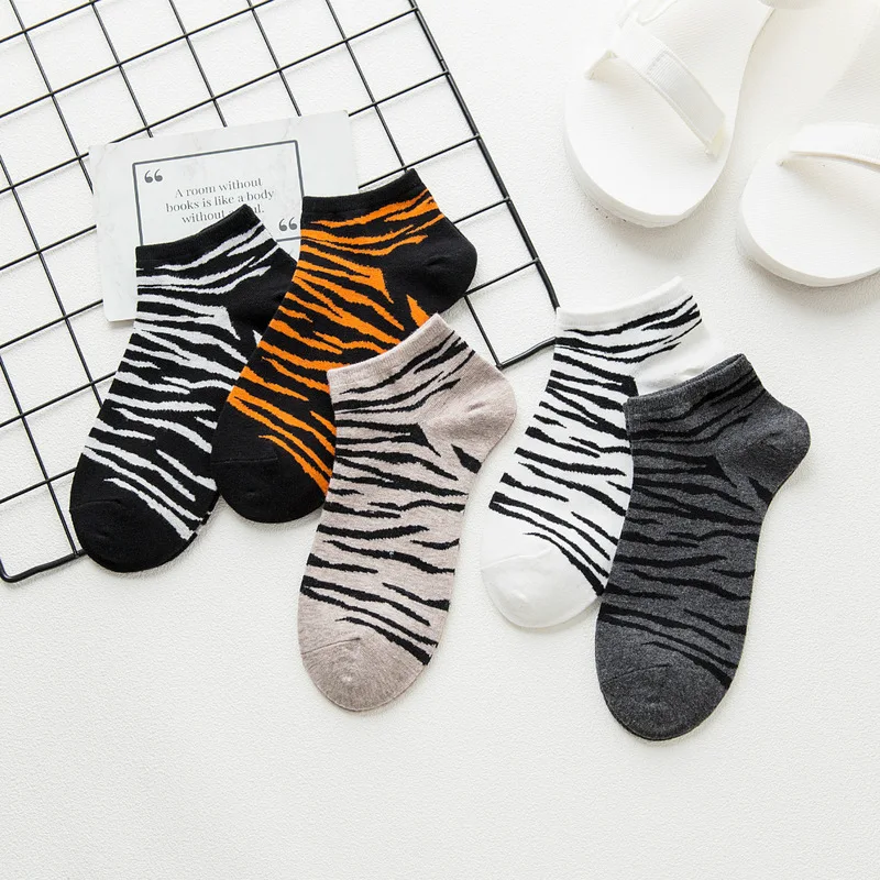 2019 spring and summer new tiger line women ankle socks | Женская одежда