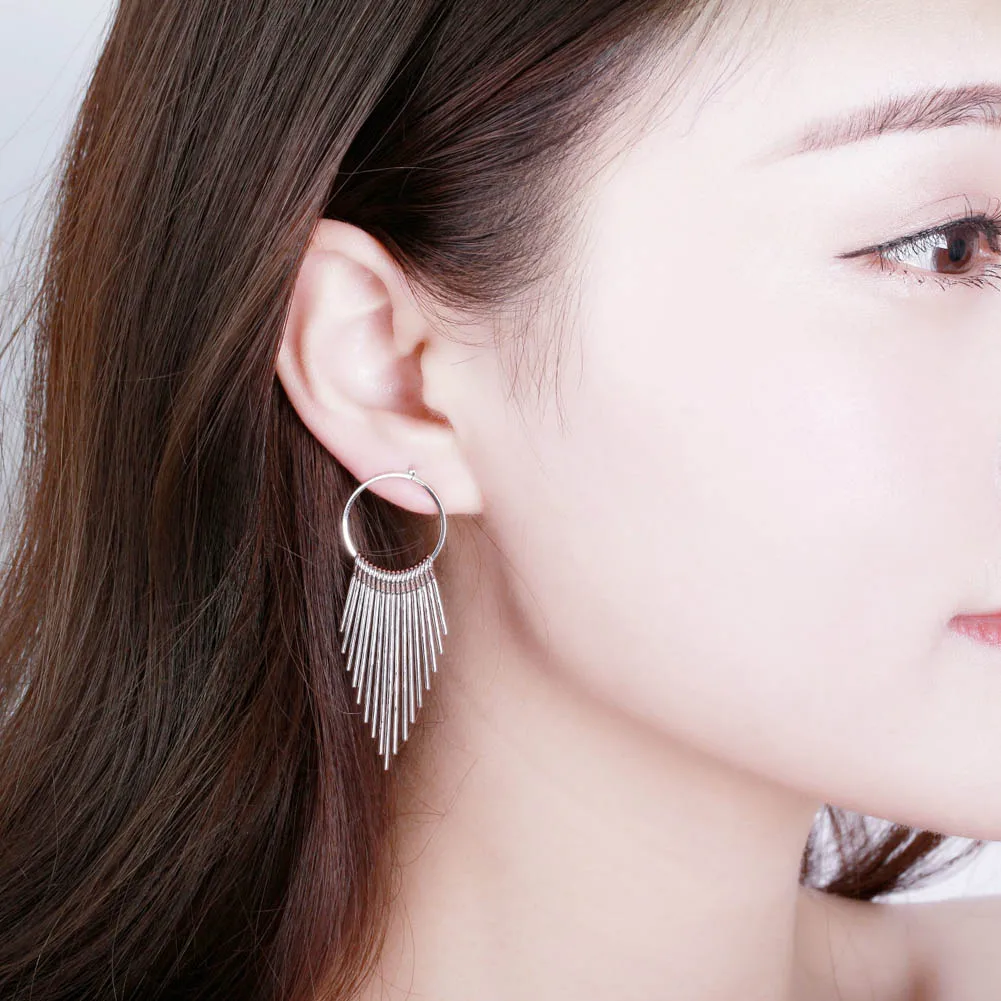 

2018 New Style Fashion Wholesale Fashion Lines Tassel Long Earrings For Women Drop Shipping Elegant Temperament Earrings