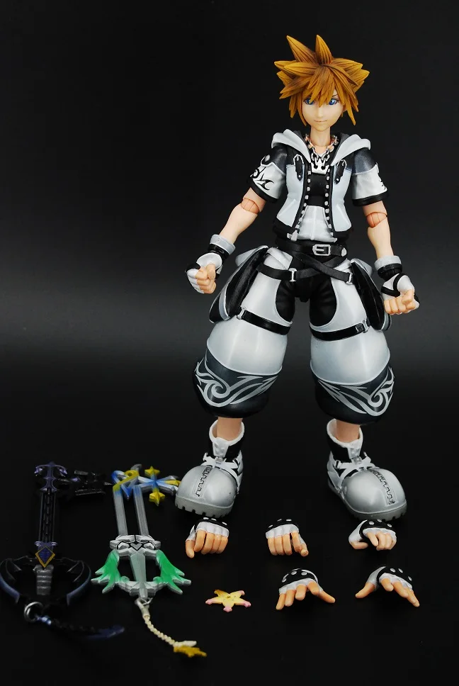 

Authentic Square Enix Kingdom Hearts 2 SORA white ver. Final Form Play Arts Figure No Box