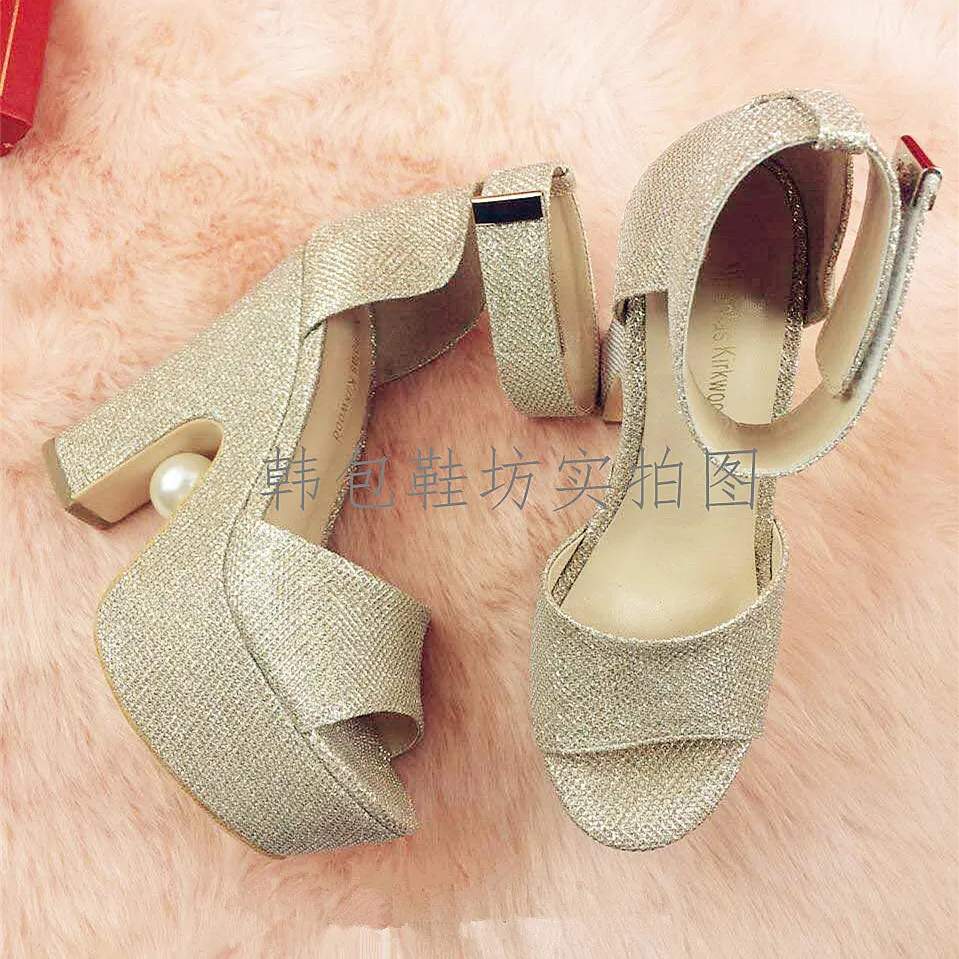 2017 Shoes Woman Tide Sandals New Spring Summer Platform Sexy Hook & Loop Sandals Ankle Strap Peep Toe Designer Woman Sandals