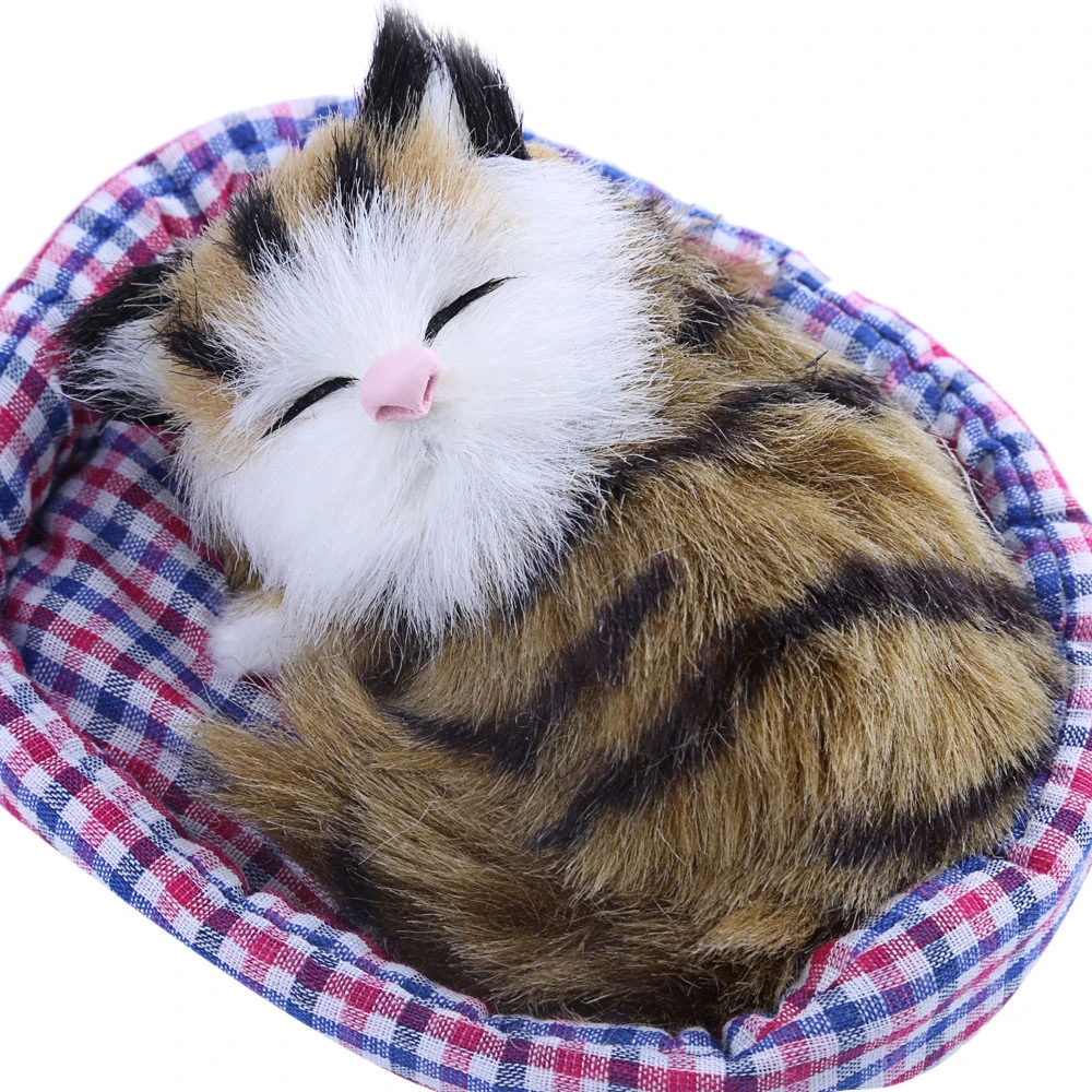 Adorable Tidur Kucing Simulasi Terdengar Mainan Dengan Sarang Kucing