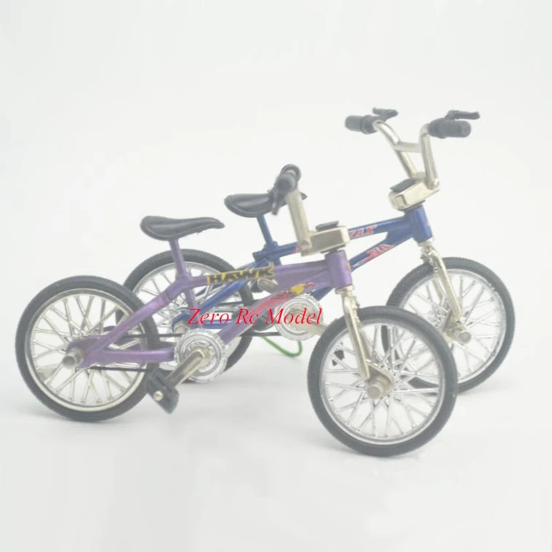 RC Rock Crawler Accessory Simulation Mini Metal Bicycle For D90 Axial Wraith SCX10  AX10 18 110 112 Rc Truck