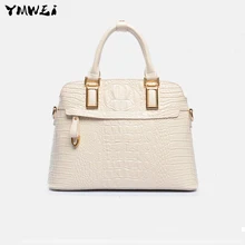 The new 2016 temperament female bag Europe and the United States fashion one shoulder hand classic crocodile grain lady bags