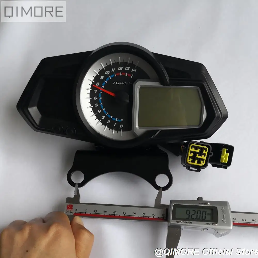 TNT300 Speedometer 3