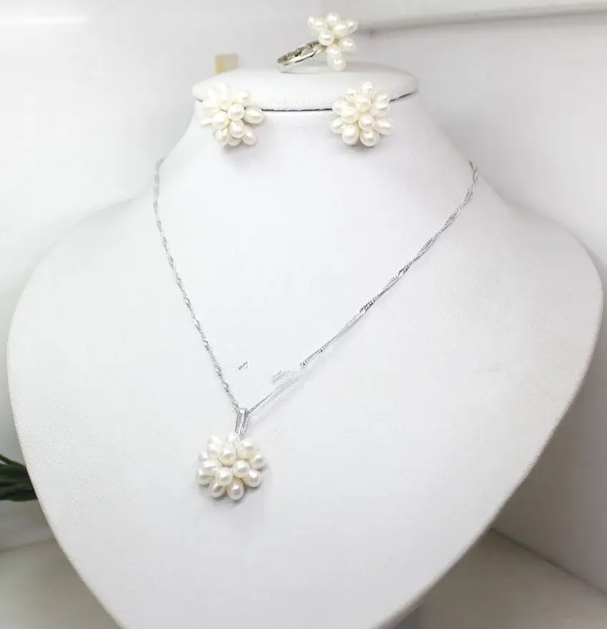 

Fast shipping + AAA WHITE PEARL FLOWER NECKLACE / EARRINGS / RING SET hot