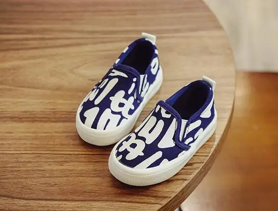 Г. Спортивная обувь Мода Slip-On принтом Кроссовки Дети парусиновая обувь на плоской подошве повседневная обувь