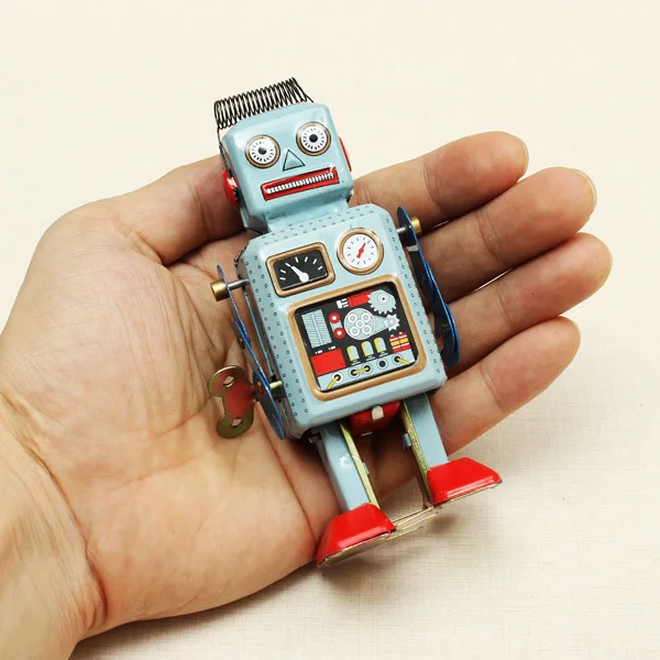 

Vintage Nostalgic Wind Up Tin Toy Clockwork Spring Robot Reminiscence Toys With Key