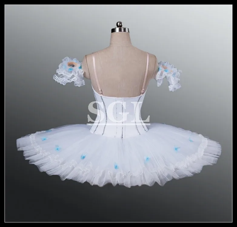 BT8964-white3