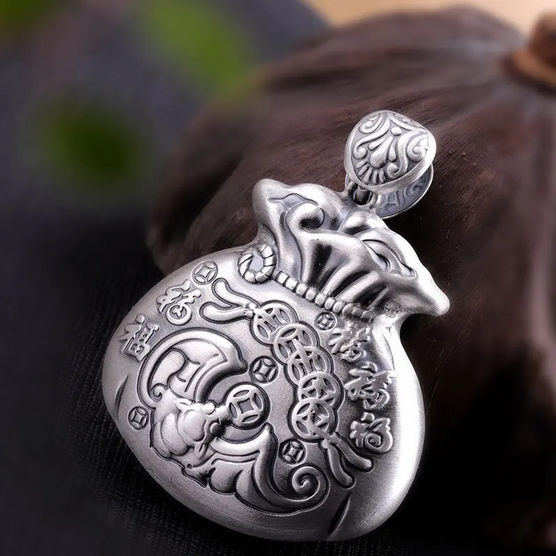 

S999 pure silver Seiko accessories Thai silver 3D craft hollow lucky money bag pendant man and woman pendant