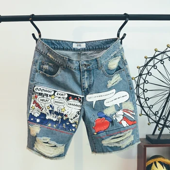 

2018 new hole denim shorts five male pants summer Japanese cartoon stamp pants baggy jeans brand in summer