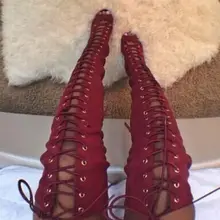 Пикантные женские высокие сапоги для ночного клуба замшевые сапоги до бедра на шнуровке Sankeskin босоножки выше колена с открытым носком высокий тонкий каблук