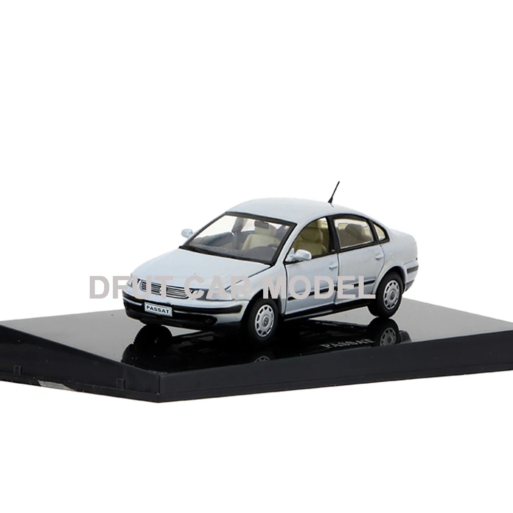 

diecast 1:43 Alloy PASSAT B5 Car Model Of Children's Toy Cars Original Authorized Authentic Kids Toys