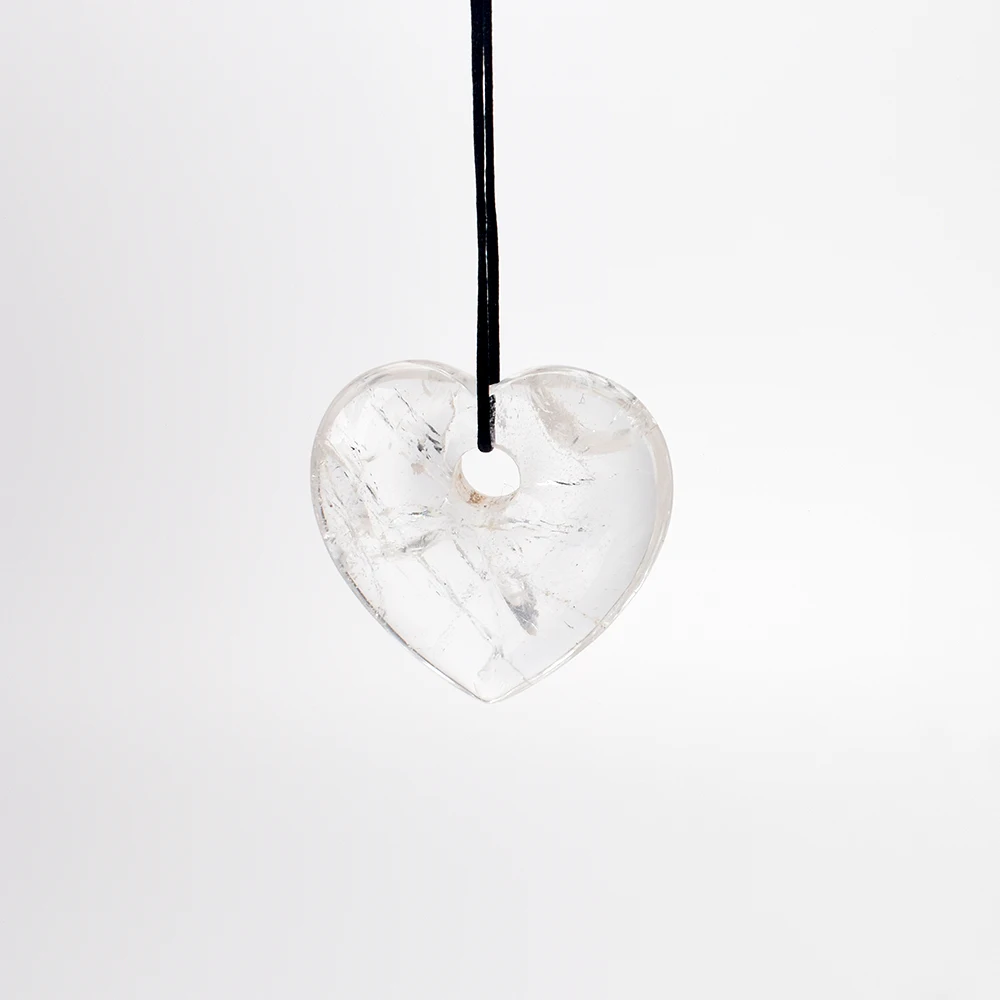 

1.8'' Natural Clear Quartz Crystal Heart-shaped Pendant Healing Jewelry Necklace as Christmas Party Gift to Family Friend