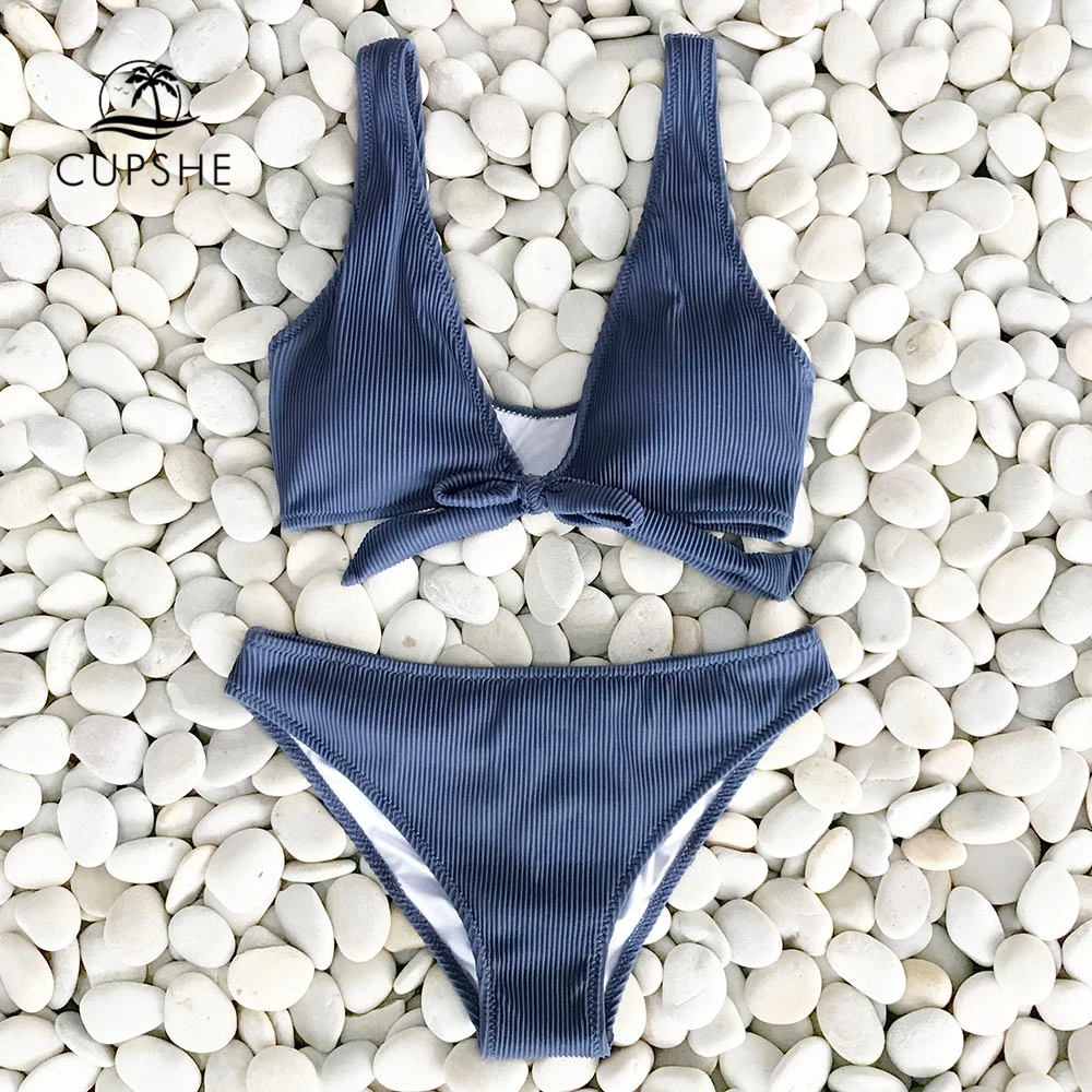 CUPSHE Deep Love Solid Bikini Set Women Blue Summer V-neck Bow Thong Two Pieces Swimsuit 2019 Beach Bathing Suit Swimwear CUPSHE Deep Love Solid Bikini Set Women Blue Summer V-neck Bow Thong Two Pieces Swimsuit 2019 Beach Bathing Suit Swimwear