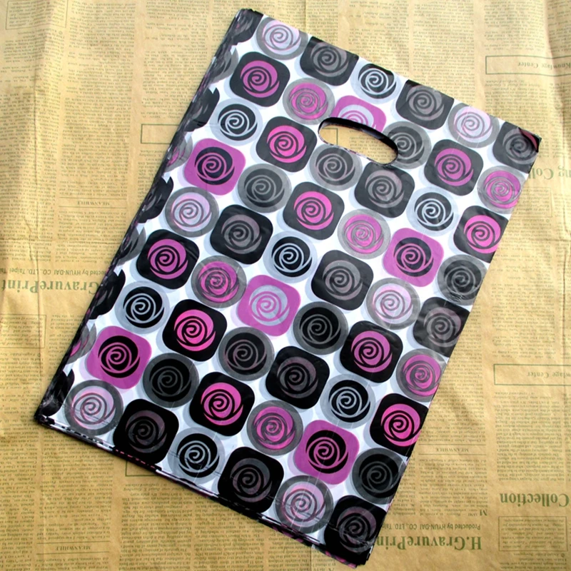 

100pcs/bag 20*15cm zebra designs Gift Bags Plastic Pouches Shopping Gift Package Bag 2023