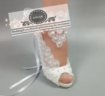 

Plus size peep toes summer wedding shoes bride white laces HS295 pearls back satin ribbons brides ladies party pumps shoe