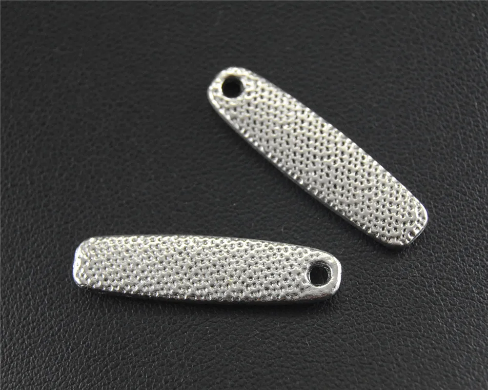 

20pcs Antique Sliver Rectangle Hammered drop Charm Pendant DIY Necklace Findings 28x5mm A1468