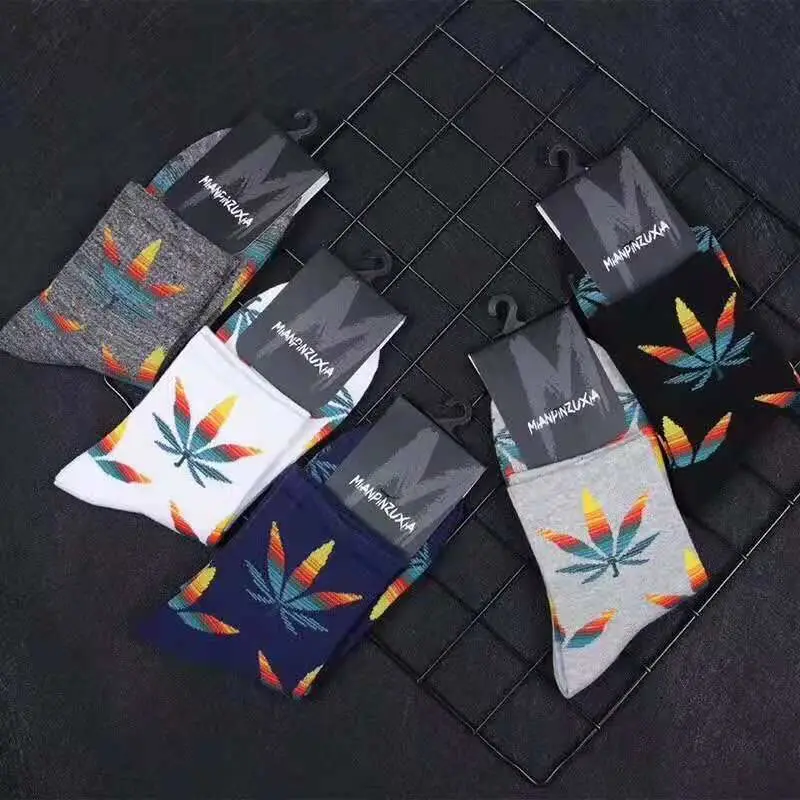 3 زوج/وحدة المتناثرة الرجال الجوارب skarpetki الاعشاب الجوارب الشارع الشهير سكيت chaussettes أوم meias الرياضية الصيف أوراق القيقب عارضة