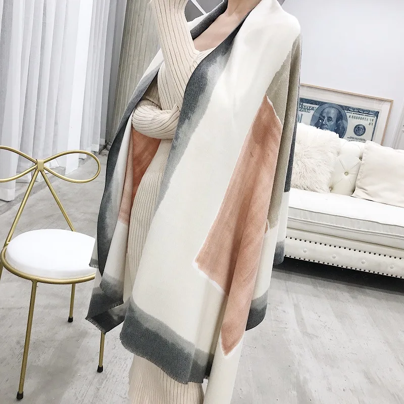 

New Korean Halo-dyed and Colour-matched Knitted Cashmere-like Warm Scarf for Winter 2019,Female fringes around the neck