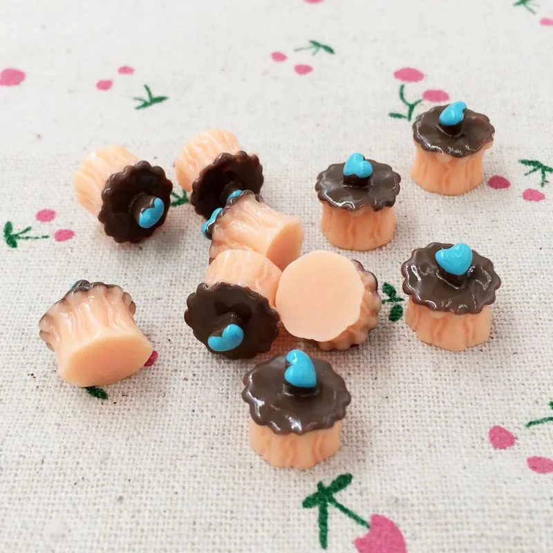10 Pieces Fake Miniature Food Cake Kawaii Resin Flatback Cabochon Flat Back Embellishment Accessories DIY Crafts Making:13mm | Дом и сад