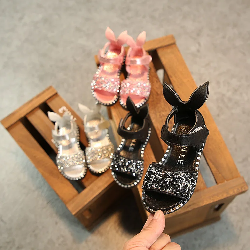 

Summer Children Kids Cute Sandals Shoes Girls Princess Soft beach Sandals Fashion Non-slip PU Leather Toddler Sequins Shoes