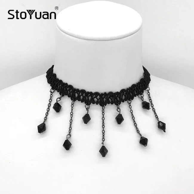 black choker 3.jpg