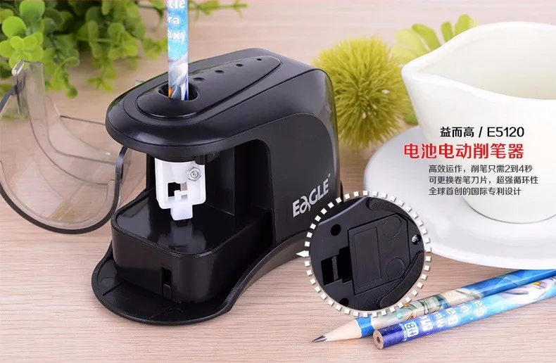 Электрическая автоматическая точилка для карандашей с питанием от аккумулятора для графитовых цветных карандашей Черная Автоматическая точилка для карандашей