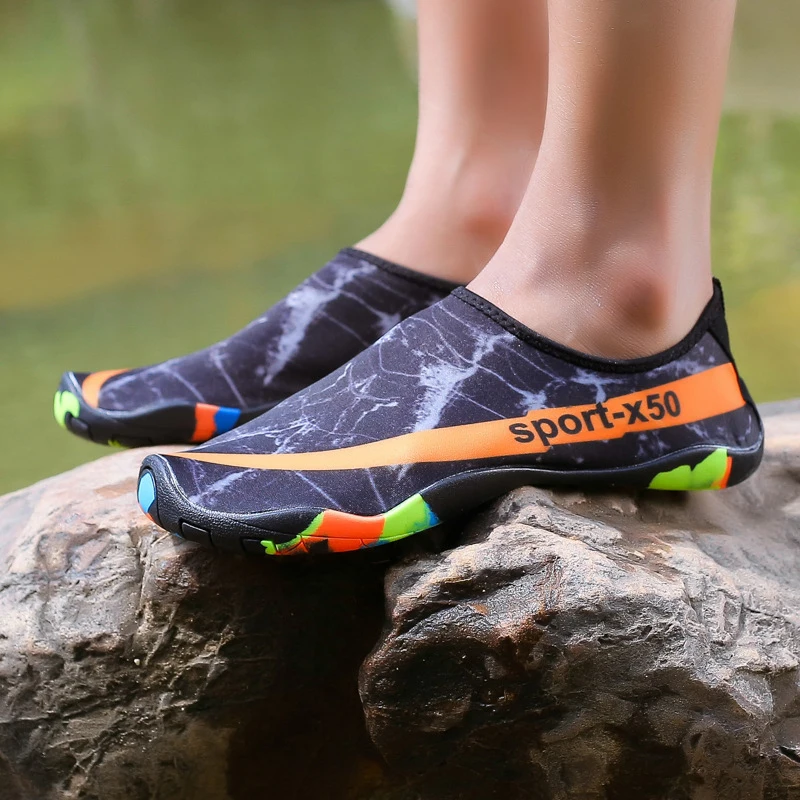 Summer Children's Beach Shoes Soft Bottom Breathable Back Stream Wading Barefoot Soft Shoes Diving Breathable Portable
