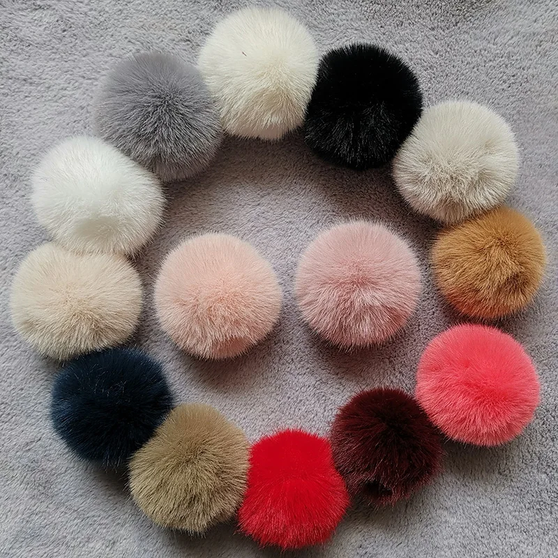 

NianFox 1PC Round Faux Rabbit Fur Ball keychain 3 Specifications Small(5~6CM) Medium(6~7CM) Large(7~8CM) DIY Ornaments Pendant