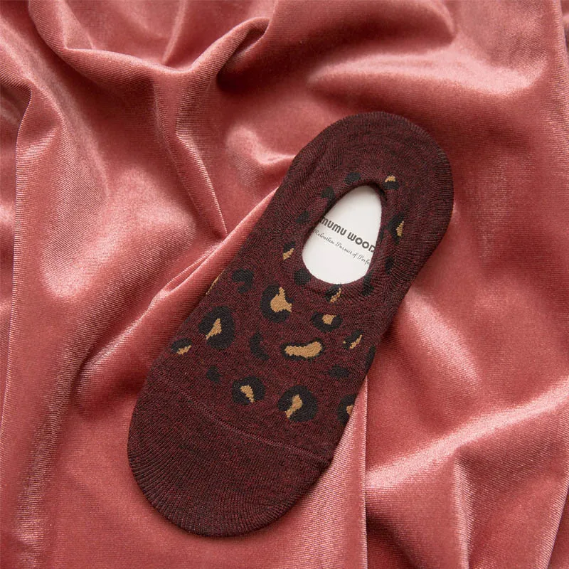 Короткие однотонные хлопковые леопардовые тонкие короткие носки для отдыха с закрытым носком; дышащие удобные женские нескользящие короткие носки - Цвет: 4