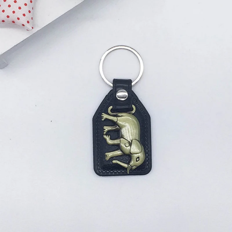 

Pop Creative Custom Men Leather Anime Key Chain Elephant Keychain Metal Car Good Luck Key Ring Holder Jewelry Gift Souvenirs