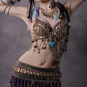 

Women Bra+Belt+Pants Dancing Suit Tassels Metal Decor Vintage Belly Dance Outfits Set XRQ88