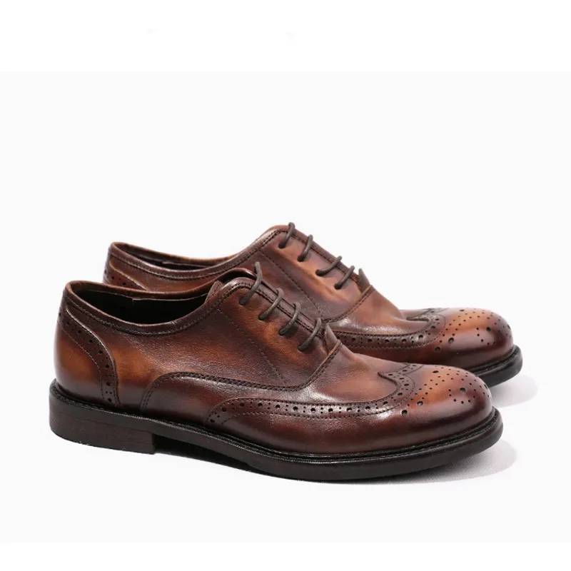 Vintage Handmade Mens Carved Oxfords Luxury Retro Real Leather Round Toe Male Casual Brogue Shoes Formal Footwear