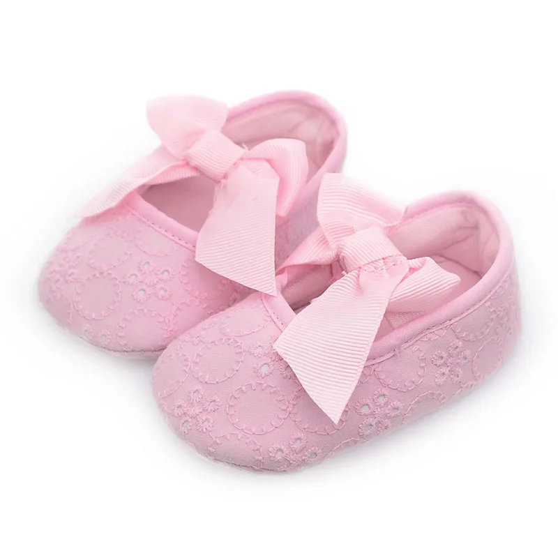Delebao/брендовая Весенняя детская обувь с мягкой подошвой для девочек; модные хлопковые туфли для маленьких девочек; детская обувь с бантом-бабочкой - Цвет: Pink Casual Shoes
