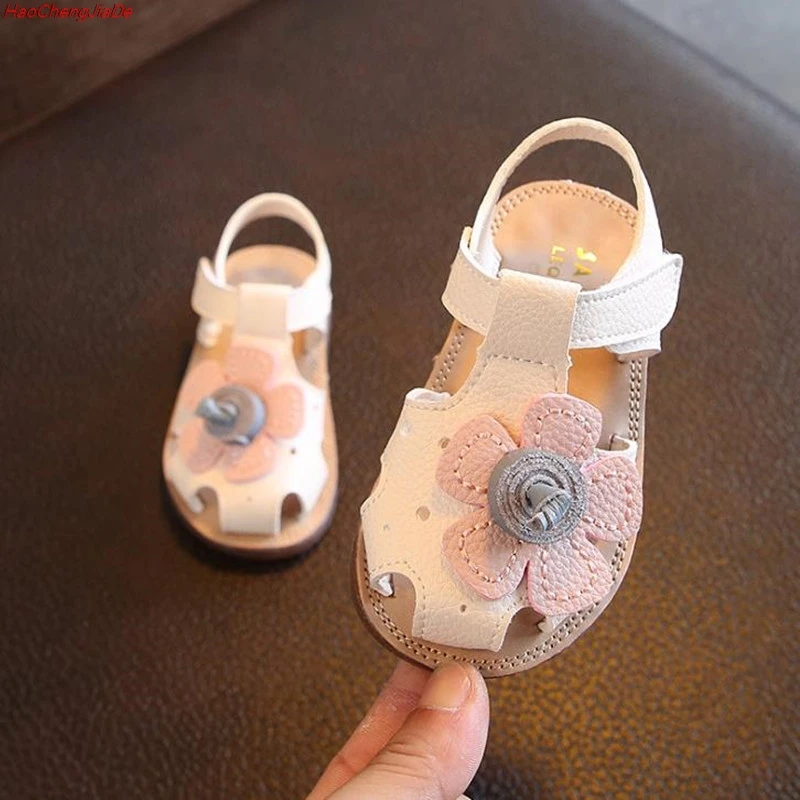 

HaoChengJiaDe New Summer Children Sandals for Girls Soft Leather Flowers Princess Girl Shoe Kids Beach Sandals Baby Toddler Shoe